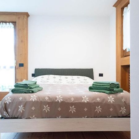 Appartamento 4 Posti Letto بوركا دي كادوري المظهر الخارجي الصورة