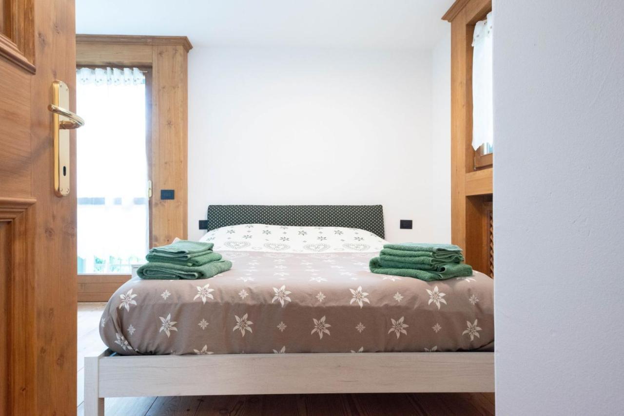 Appartamento 4 Posti Letto بوركا دي كادوري المظهر الخارجي الصورة